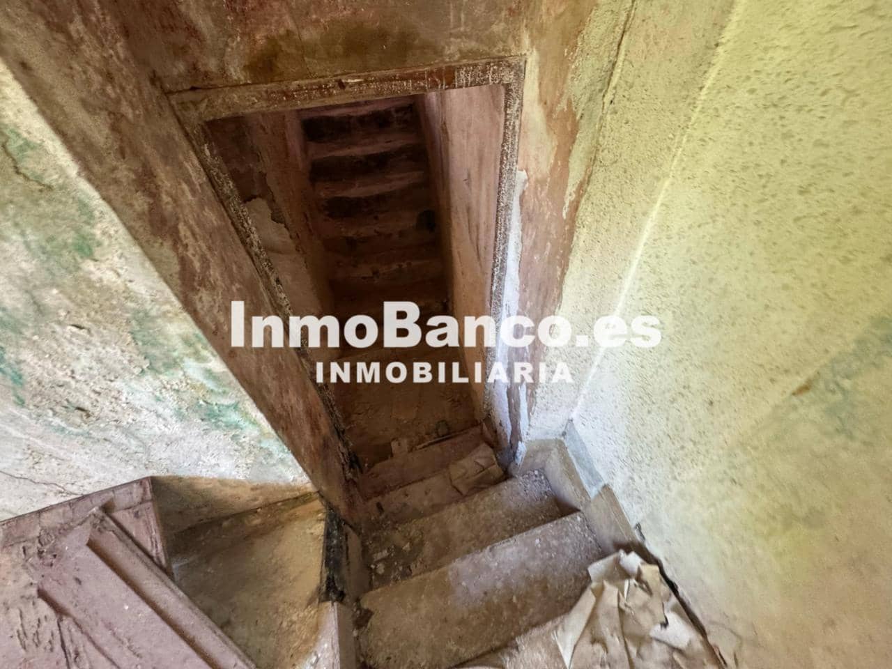 3 sypialnia Willa na sprzedaż w Requena - 39 000 € (Ref: 9427850)