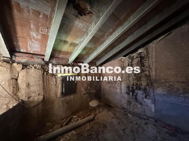 3 sypialnia Willa na sprzedaż w Requena - 39 000 € (Ref: 9427850)