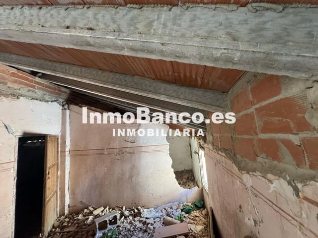 3 sypialnia Willa na sprzedaż w Requena - 39 000 € (Ref: 9427850)