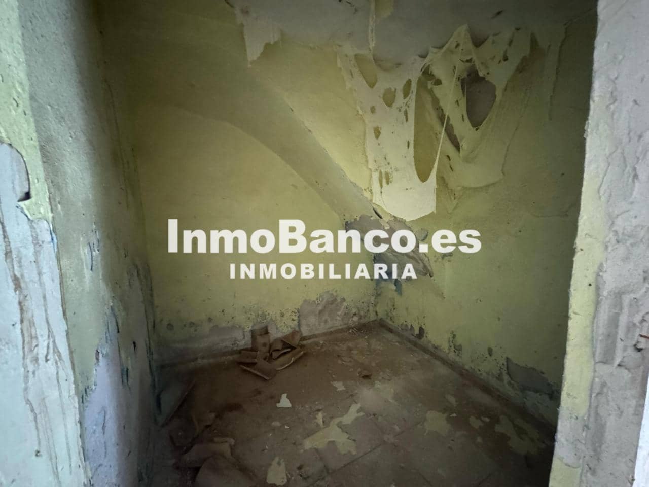 3 sypialnia Willa na sprzedaż w Requena - 39 000 € (Ref: 9427850)