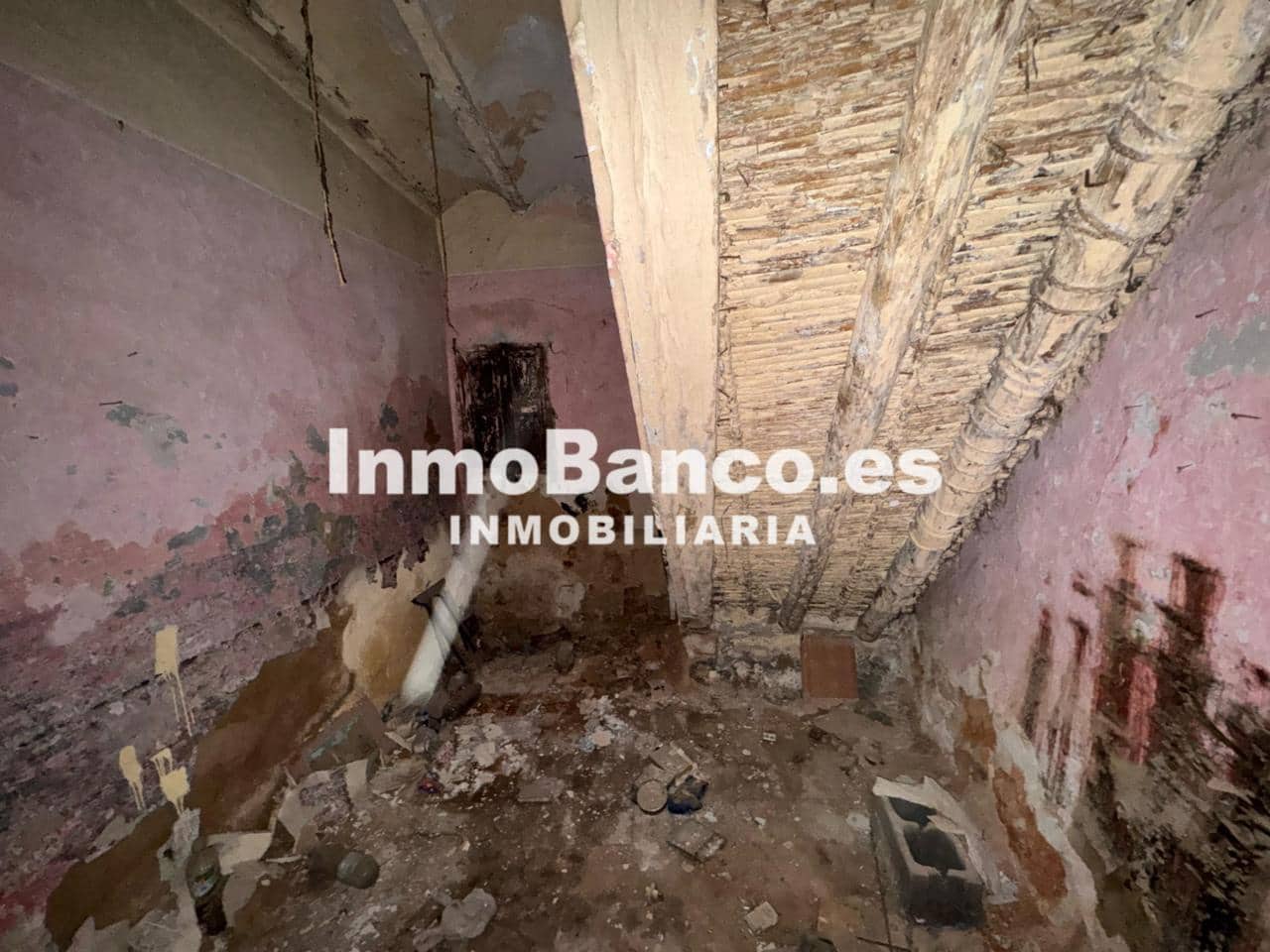 3 sypialnia Willa na sprzedaż w Requena - 39 000 € (Ref: 9427850)