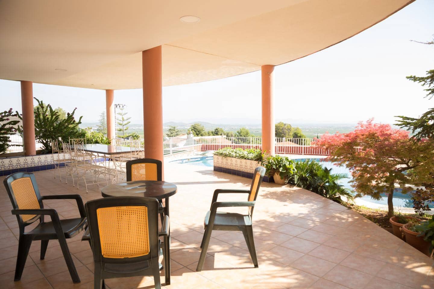 5 slaapkamer Villa te huur in Chiva met zwembad - € 3.500 (Ref: 9427860)