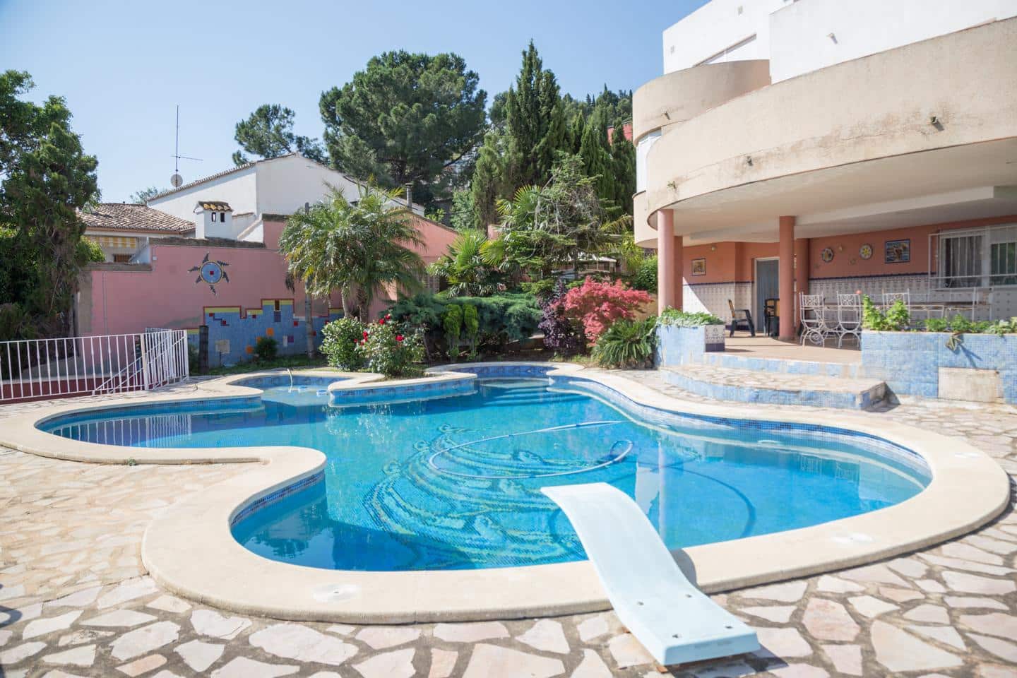 5 slaapkamer Villa te huur in Chiva met zwembad - € 3.500 (Ref: 9427860)