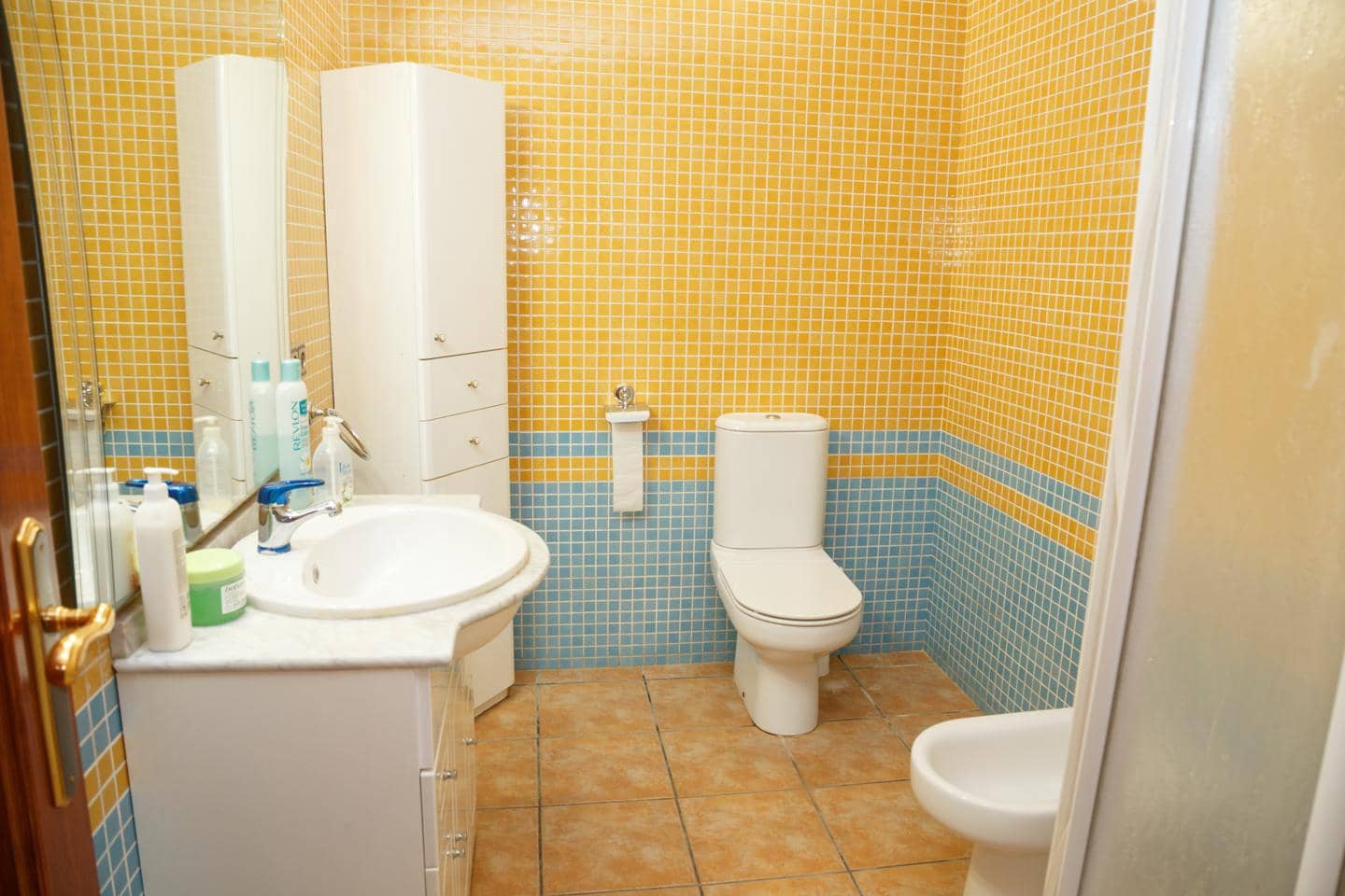 5 slaapkamer Villa te huur in Chiva met zwembad - € 3.500 (Ref: 9427860)