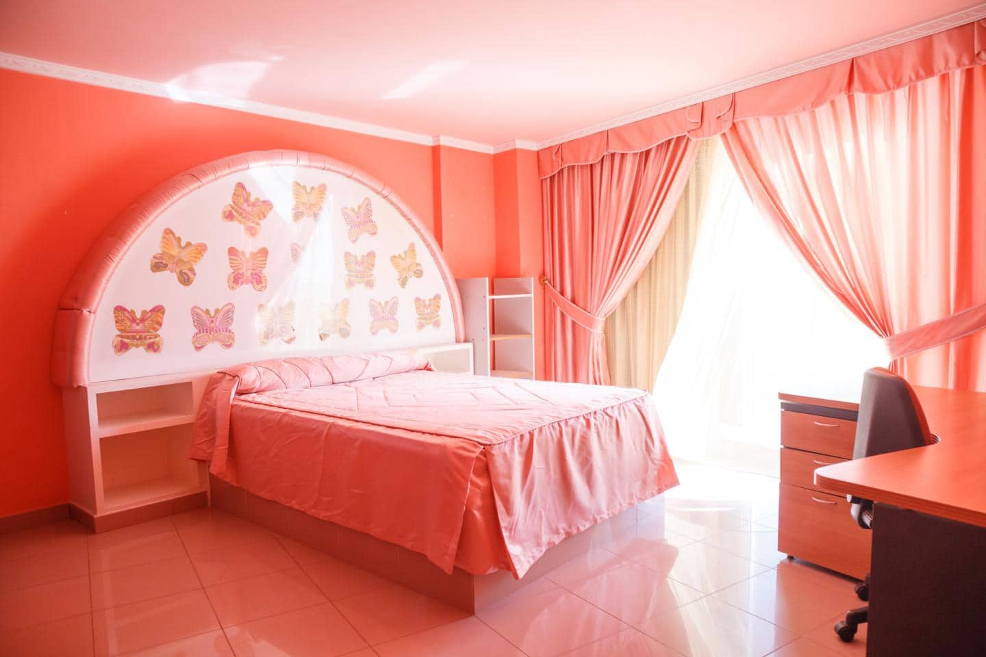 5 slaapkamer Villa te huur in Chiva met zwembad - € 3.500 (Ref: 9427860)