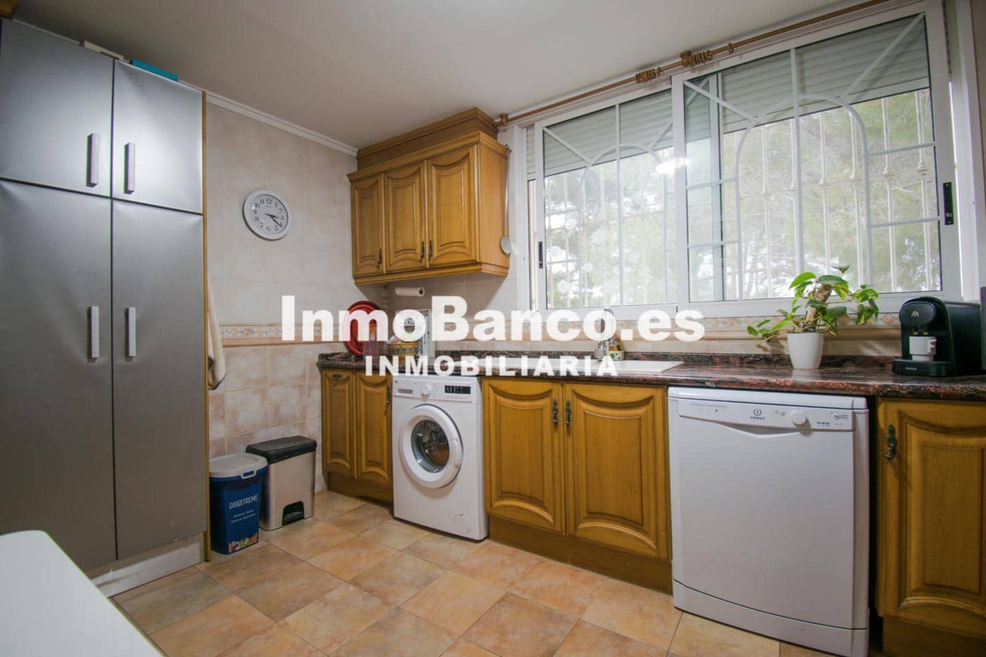 4 slaapkamer Villa te koop in Torrent met zwembad garage - € 415.000 (Ref: 9427867)