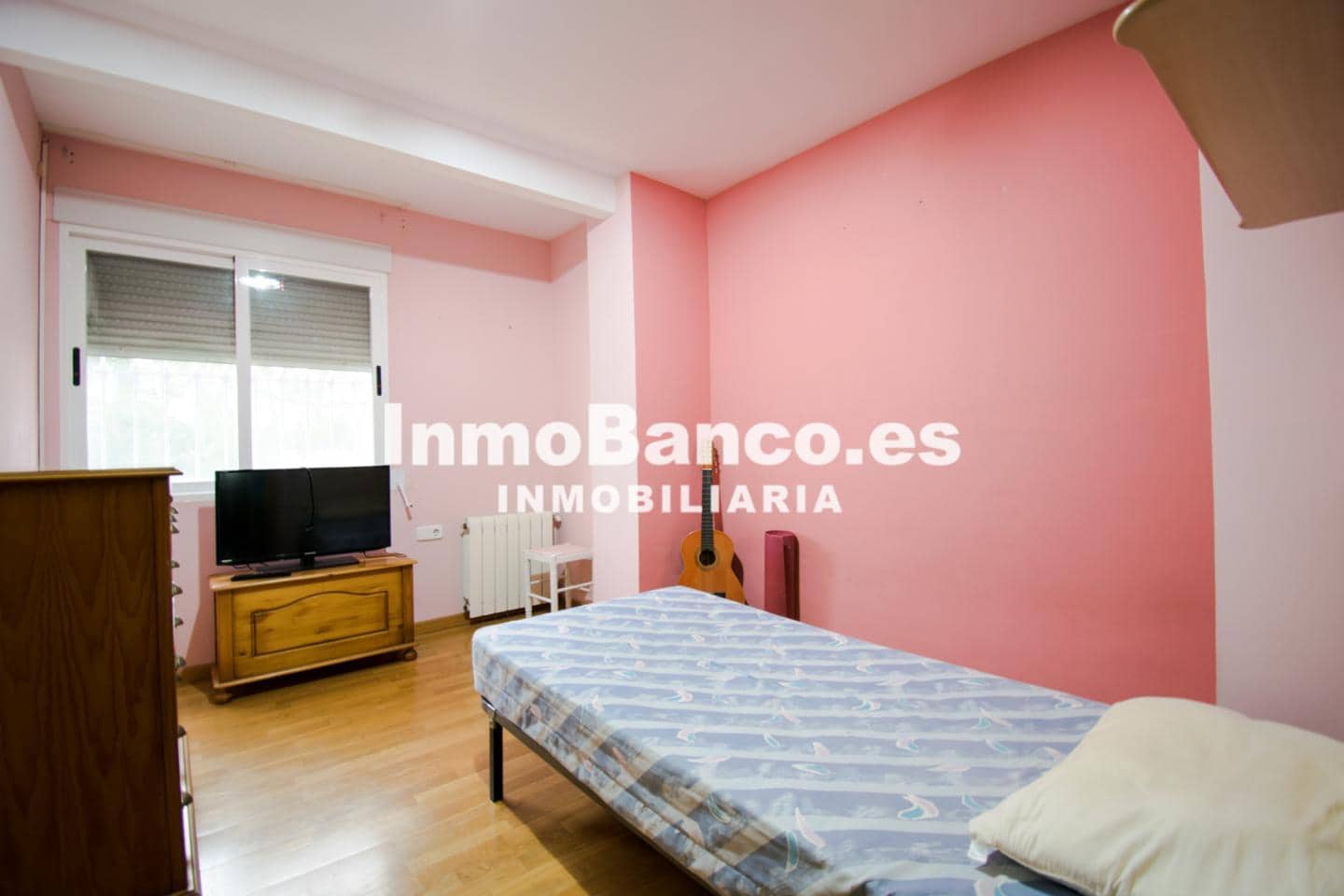 4 slaapkamer Villa te koop in Torrent met zwembad garage - € 415.000 (Ref: 9427867)