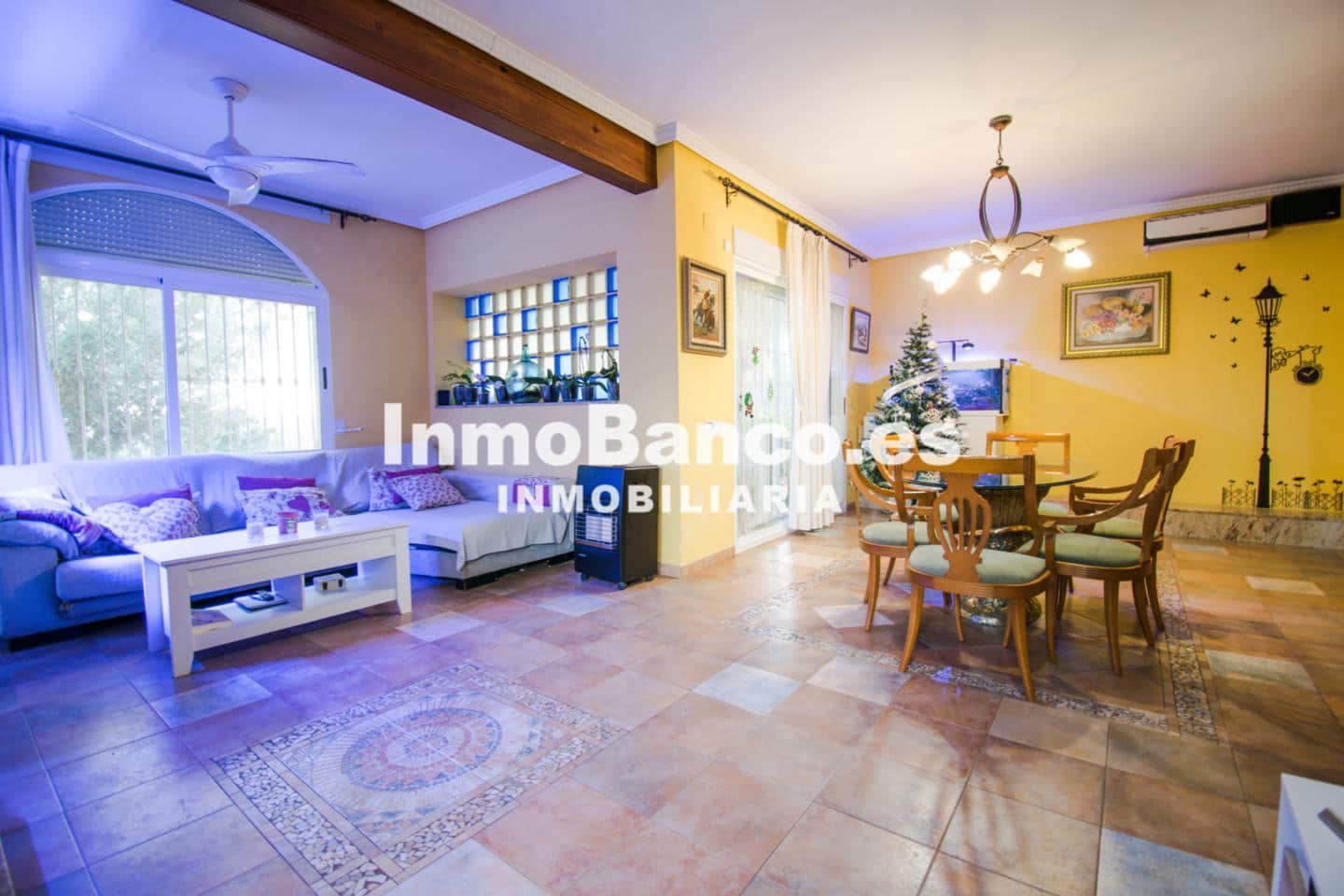 4 slaapkamer Villa te koop in Torrent met zwembad garage - € 415.000 (Ref: 9427867)