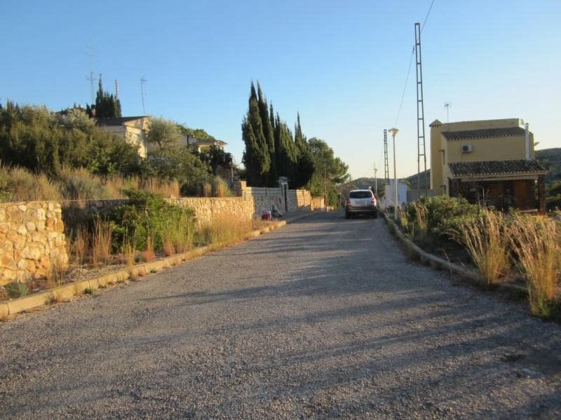 Mark till salu i Chiva - 85 000 € (Ref: 9427869)