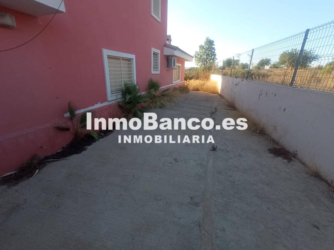 3 soveværelse Villa til salg i Montserrat med garage - € 198.900 (Ref: 9436369)