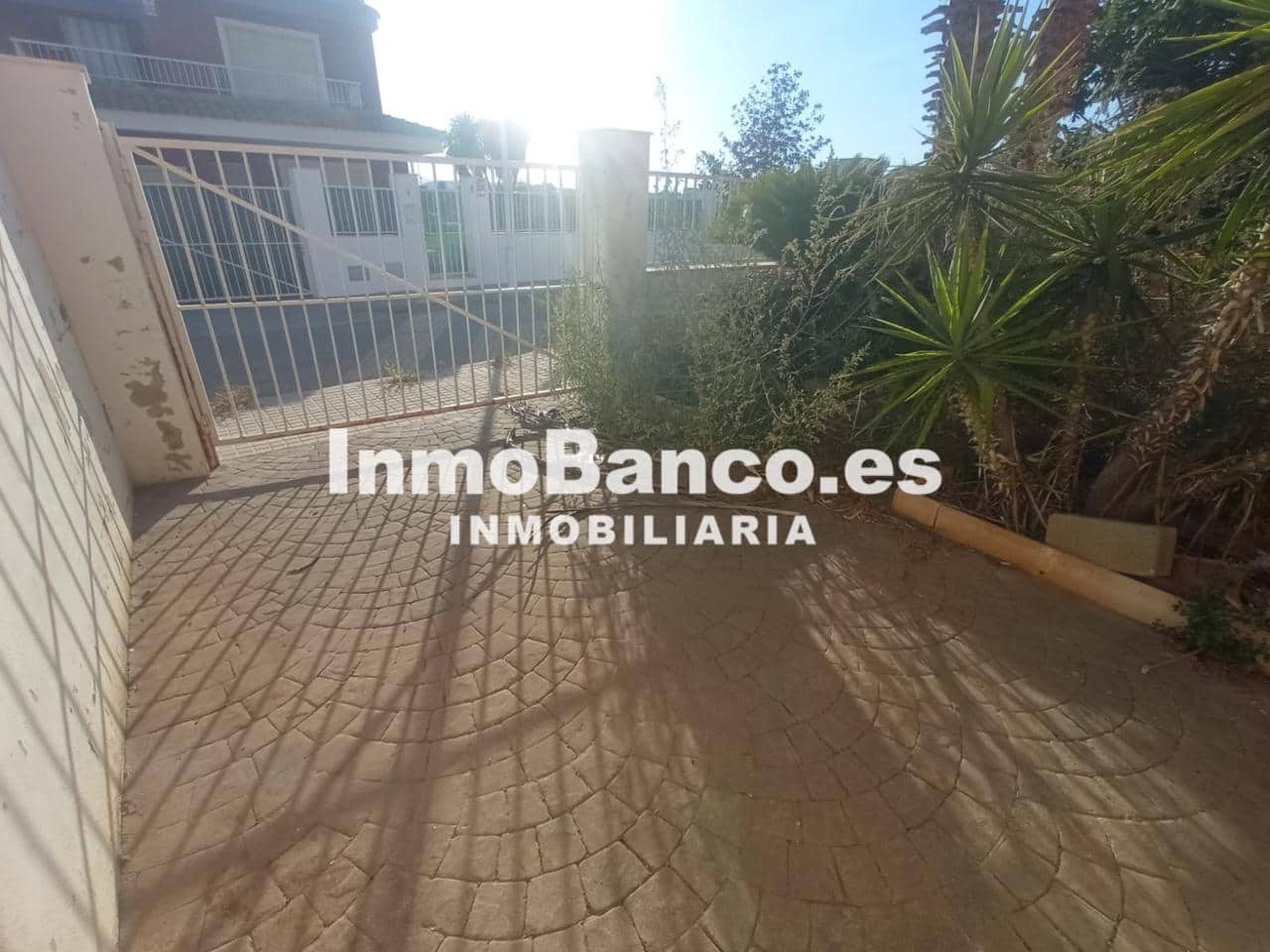 3 soveværelse Villa til salg i Montserrat med garage - € 198.900 (Ref: 9436369)