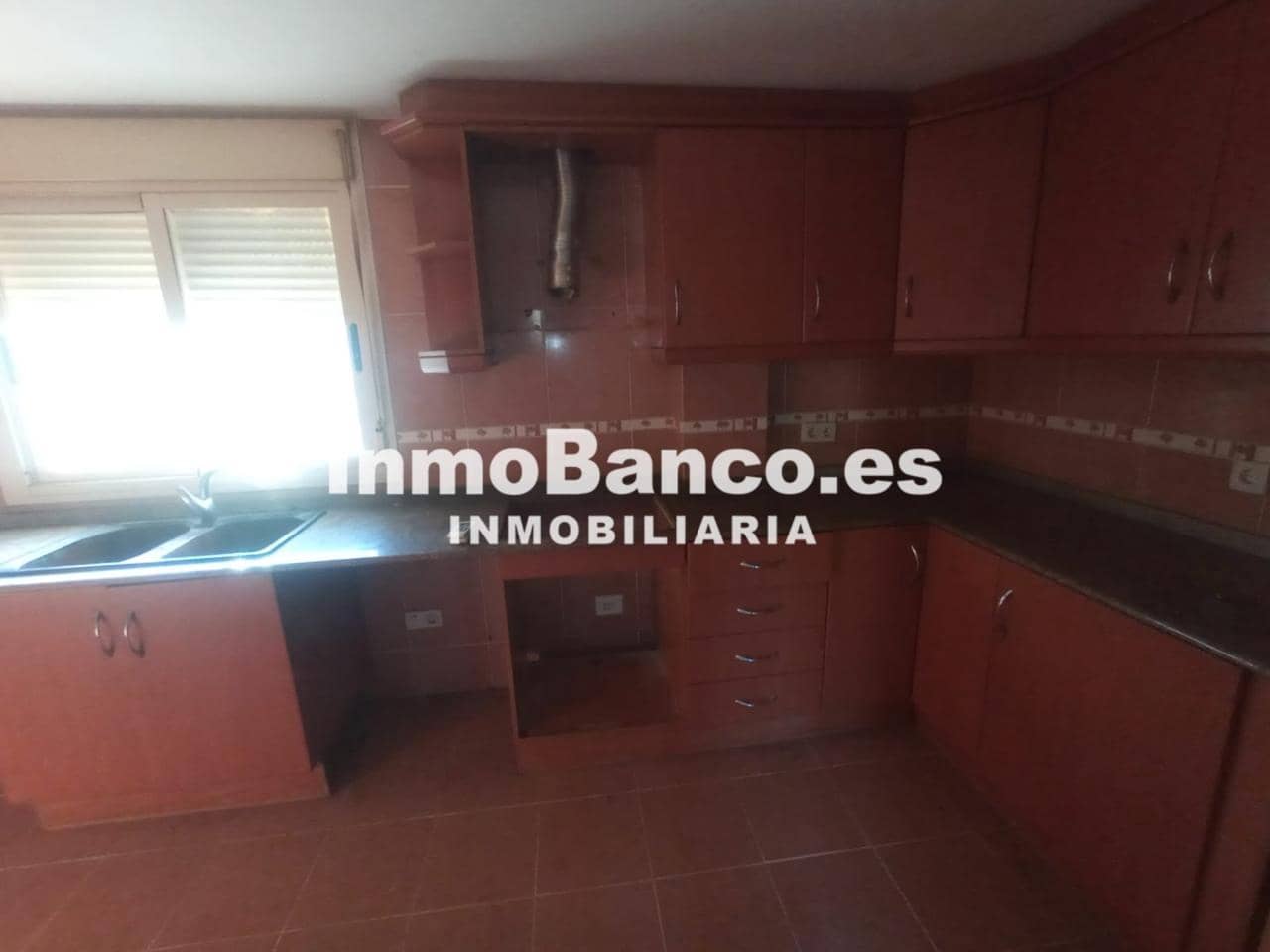 3 soveværelse Villa til salg i Montserrat med garage - € 198.900 (Ref: 9436369)