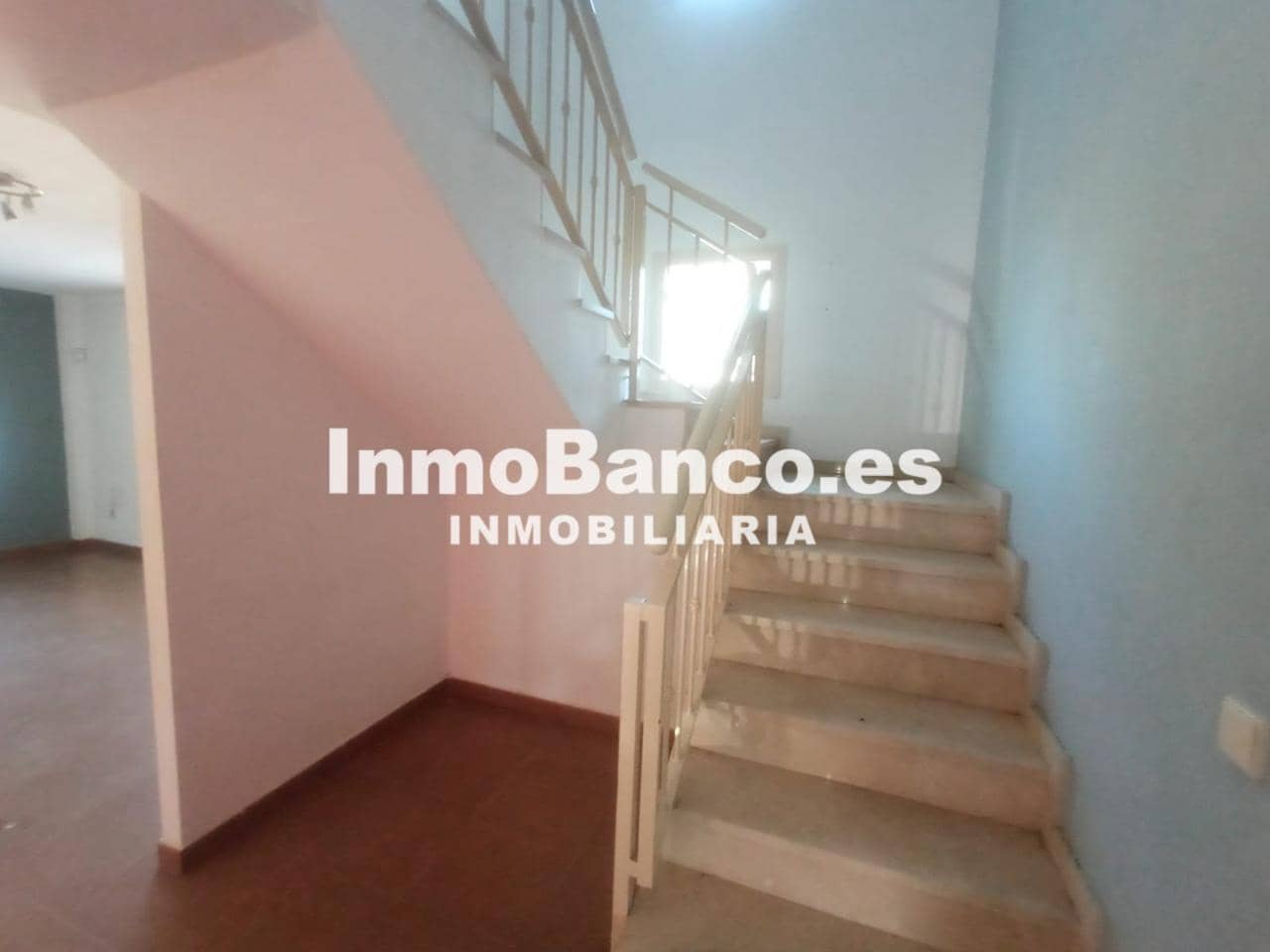 3 soveværelse Villa til salg i Montserrat med garage - € 198.900 (Ref: 9436369)