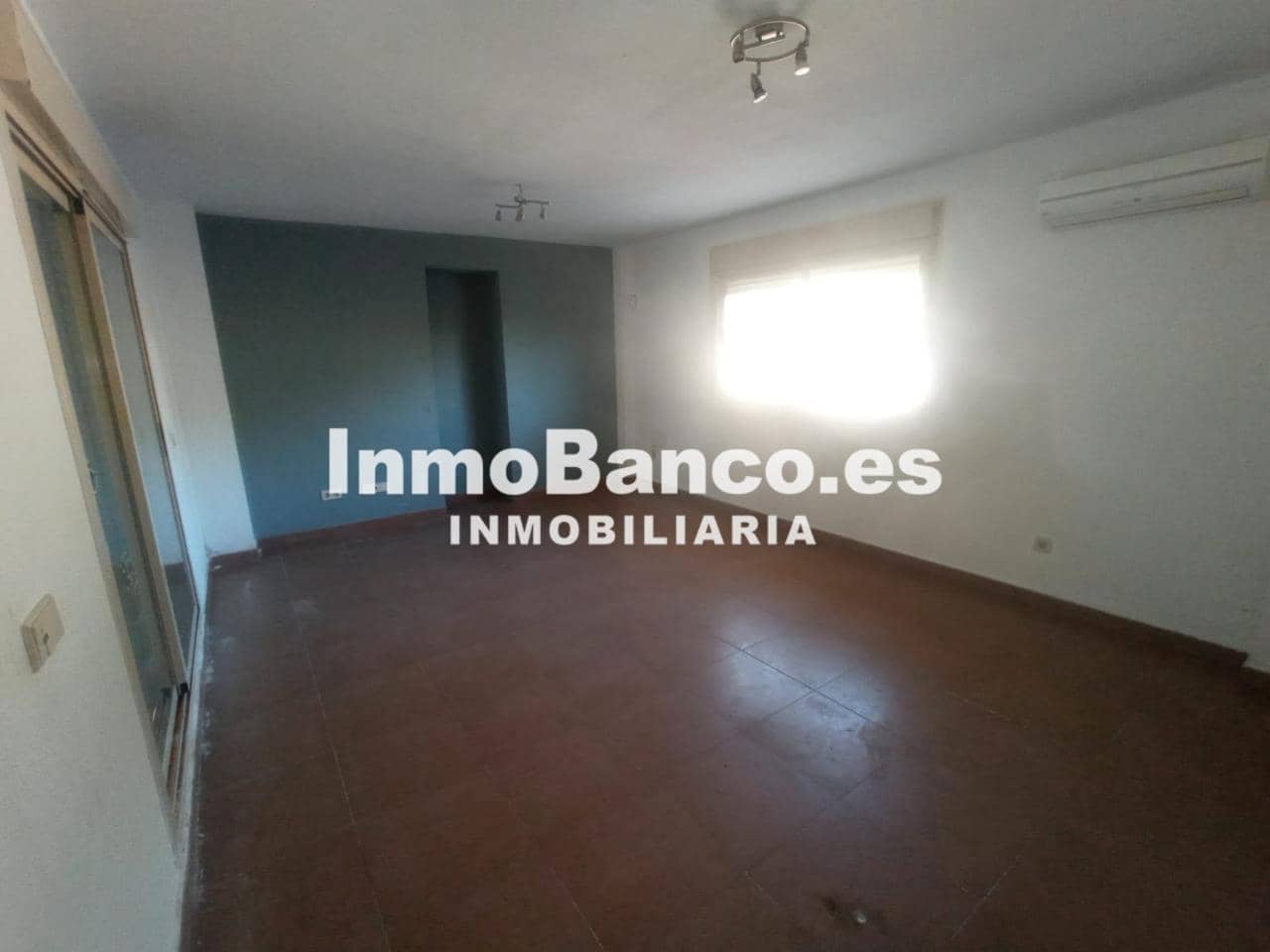 3 soveværelse Villa til salg i Montserrat med garage - € 198.900 (Ref: 9436369)