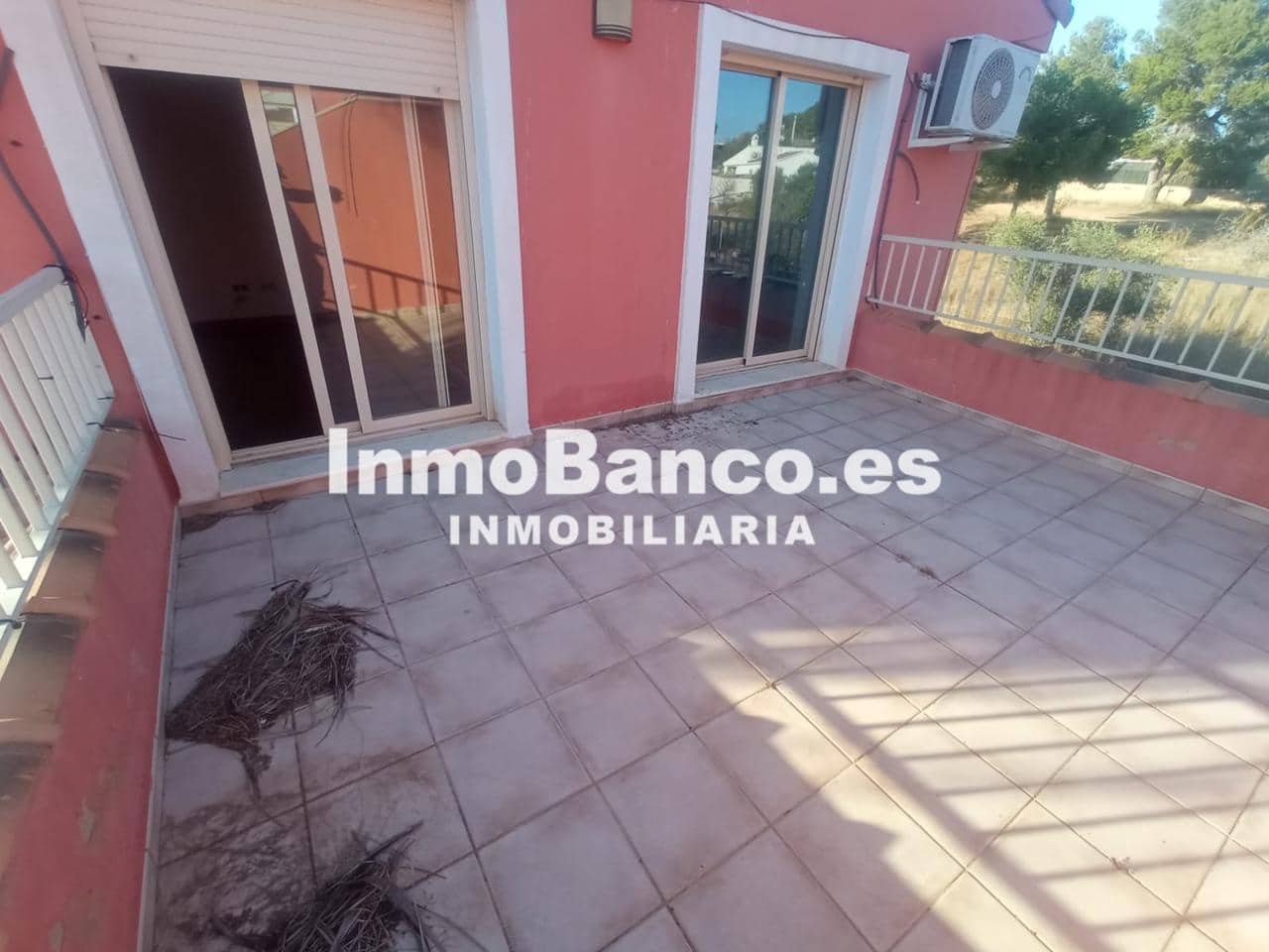 3 soveværelse Villa til salg i Montserrat med garage - € 198.900 (Ref: 9436369)