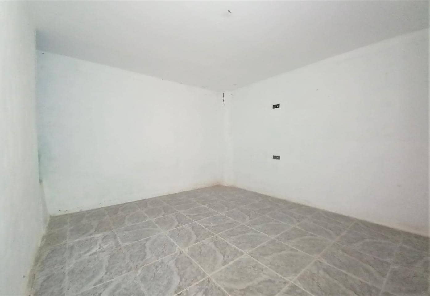 3 quarto Moradia para venda em Tavernes de la Valldigna - 59 000 € (Ref: 9450404)