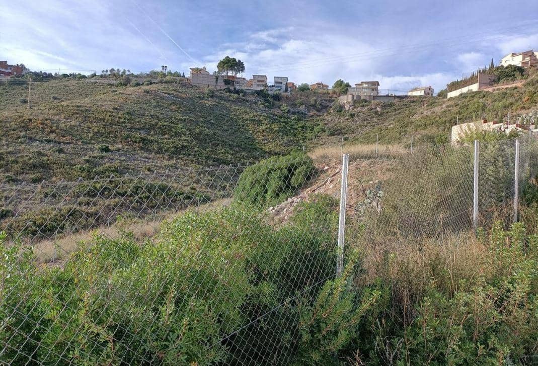 Mark till salu i Chiva - 85 000 € (Ref: 9451180)