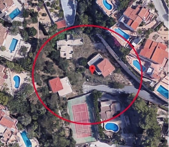 Terreno Não Urbanizado para venda em Teulada Pueblo, Teulada-Moraira - 303 000 € (Ref: 9459645)