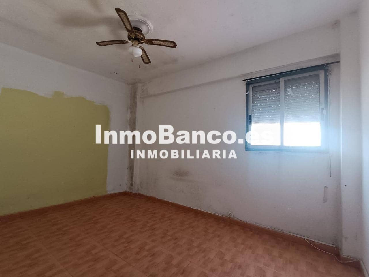 Piso de 3 habitaciones en València ciudad en venta - 115.000 € (Ref: 9465024)