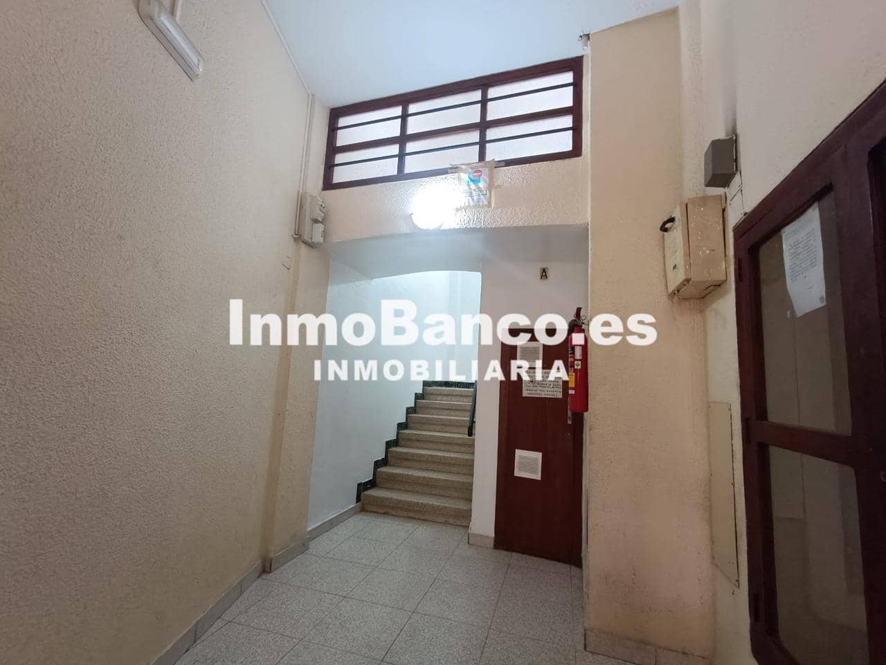 Piso de 3 habitaciones en València ciudad en venta - 115.000 € (Ref: 9465024)