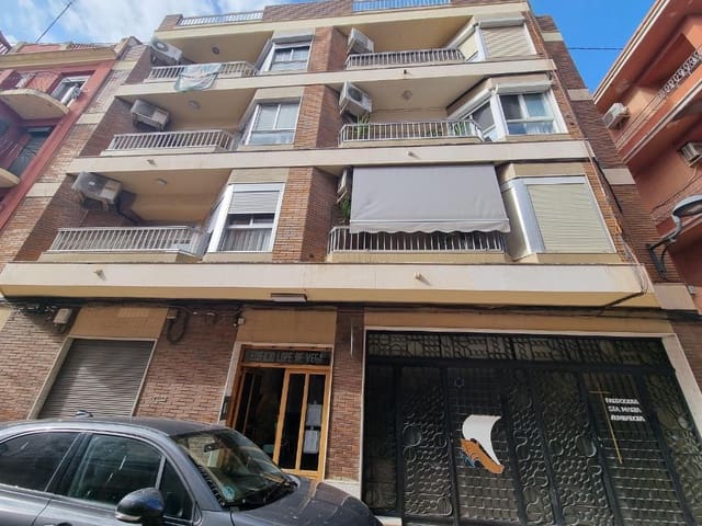Piso de 3 habitaciones en Algemesí en venta - 76.000 € (Ref: 9473341)
