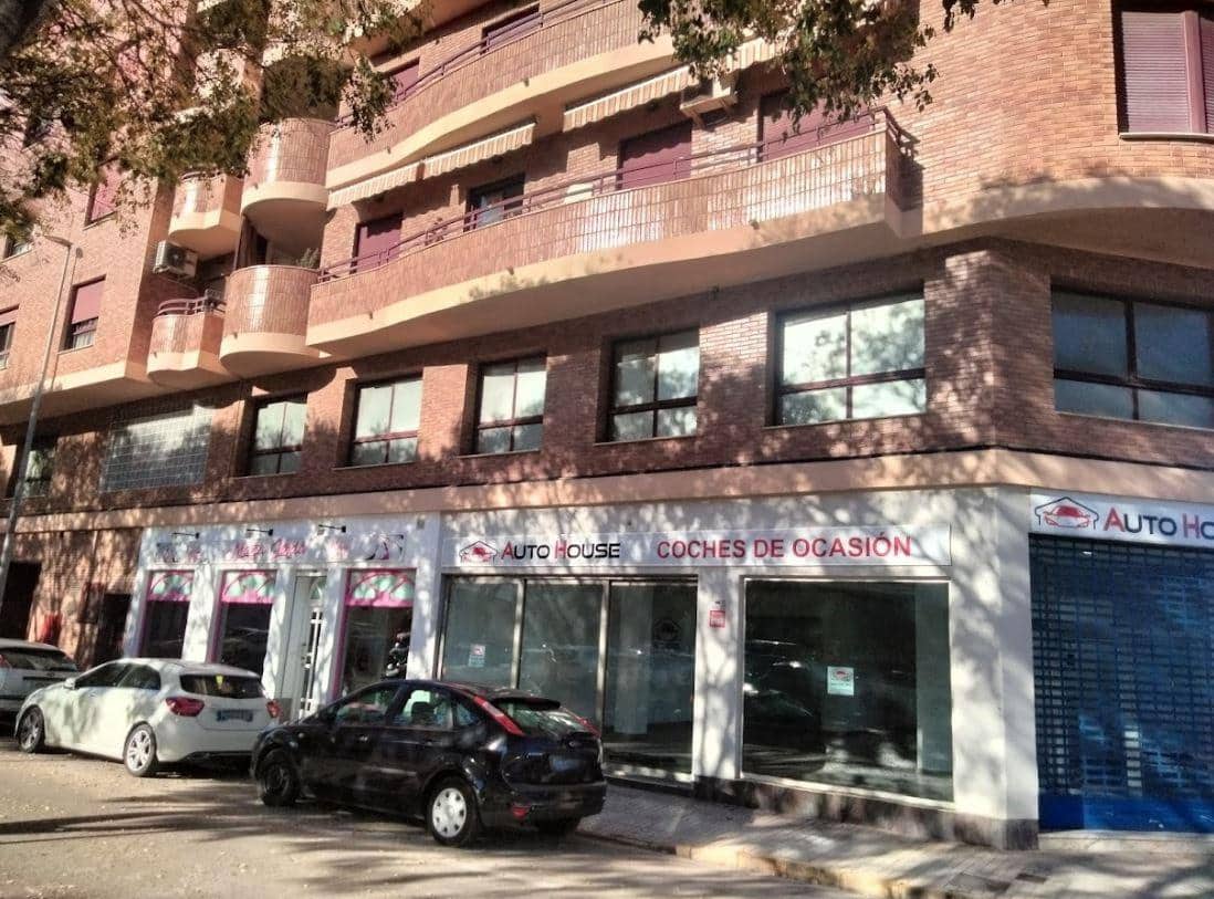 1 chambre Entreprise à vendre à Oliva - 111 800 € (Ref: 9481471)