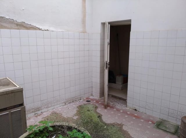 3 makuuhuone Yritys myytävänä paikassa Llíria - 139 000 € (Ref: 9481560)