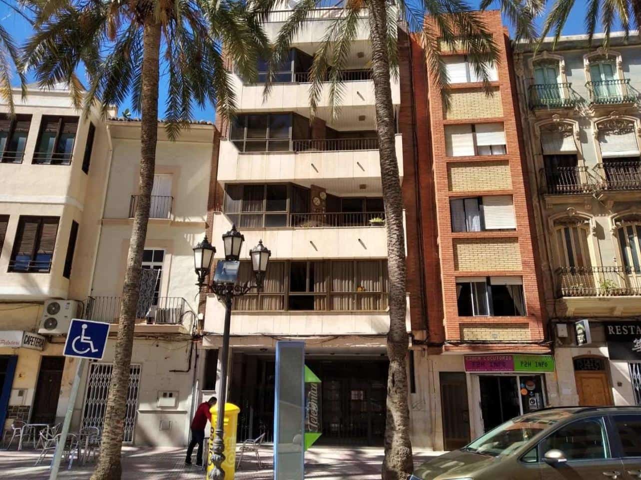 3 makuuhuone Yritys myytävänä paikassa Lliria - 139 000 € (Ref: 9481560)