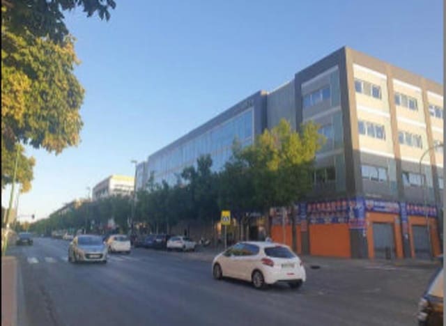 Office for sale in El Juncal, Híspalis, Seville city - € 50,000 (Ref: 9481589)