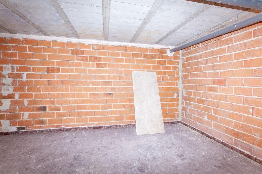 1 soverom Bedrift til salgs i Alzira - € 139 900 (Ref: 9483197)