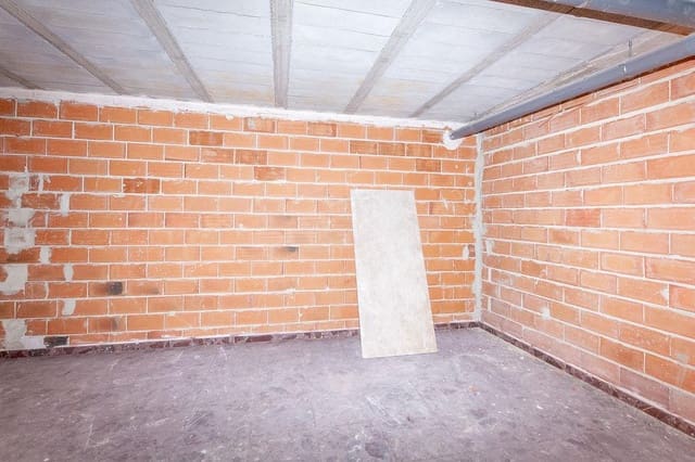 1 soverom Bedrift til salgs i Alzira - € 139 900 (Ref: 9483197)