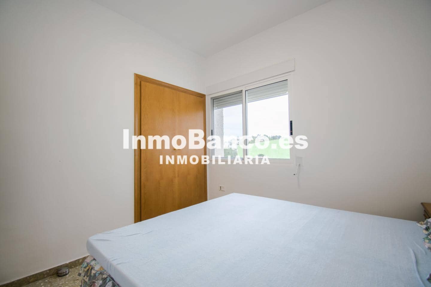 4 bedroom Villa for sale in Torrent with pool - € 350,000 (Ref: 9484985)