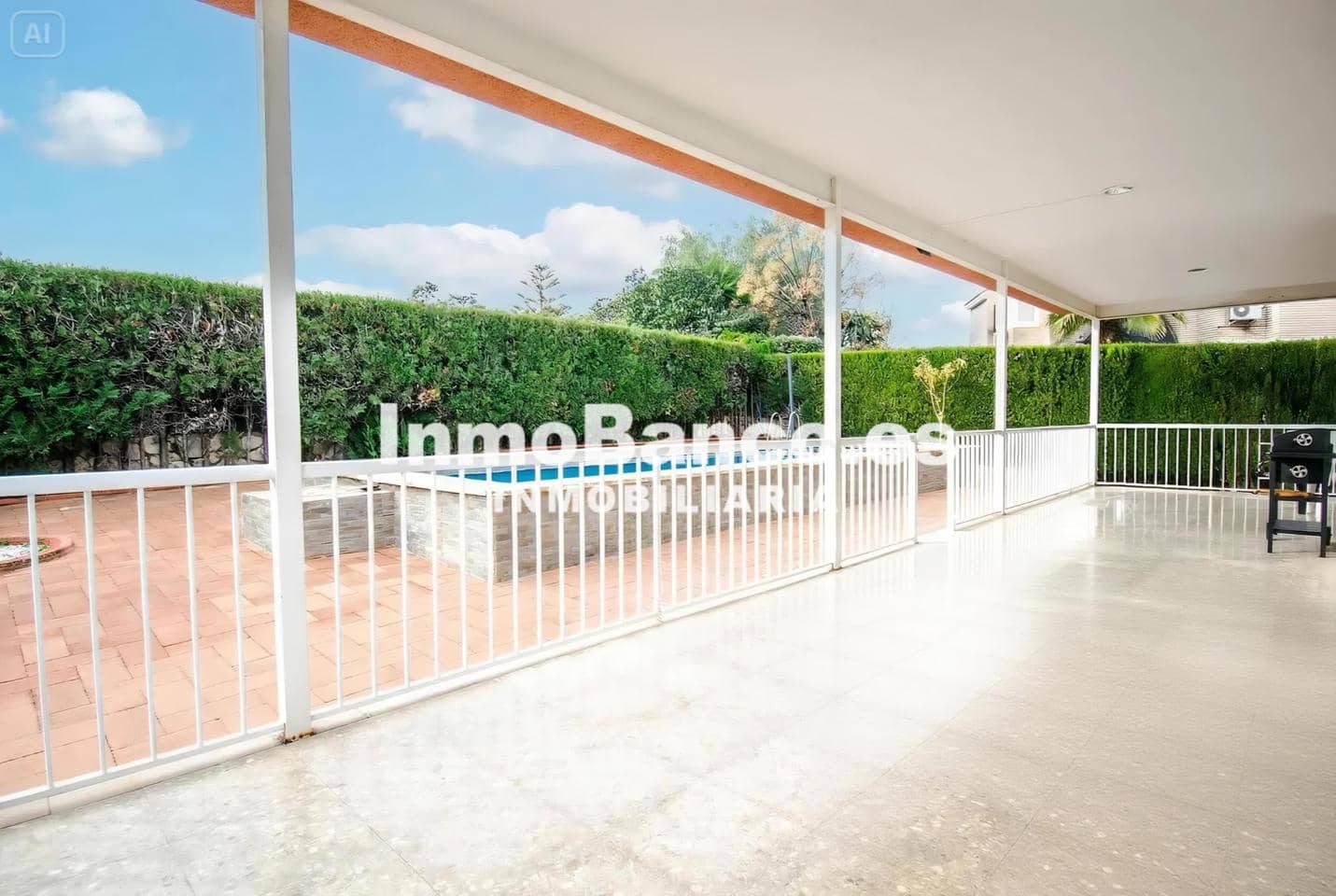 4 bedroom Villa for sale in Torrent with pool - € 350,000 (Ref: 9484985)