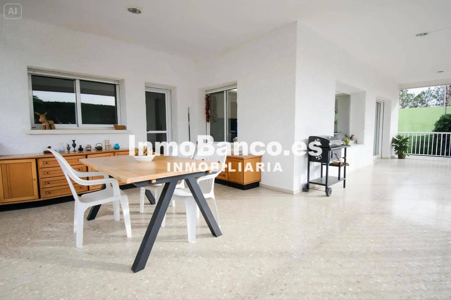 4 bedroom Villa for sale in Torrent with pool - € 350,000 (Ref: 9484985)