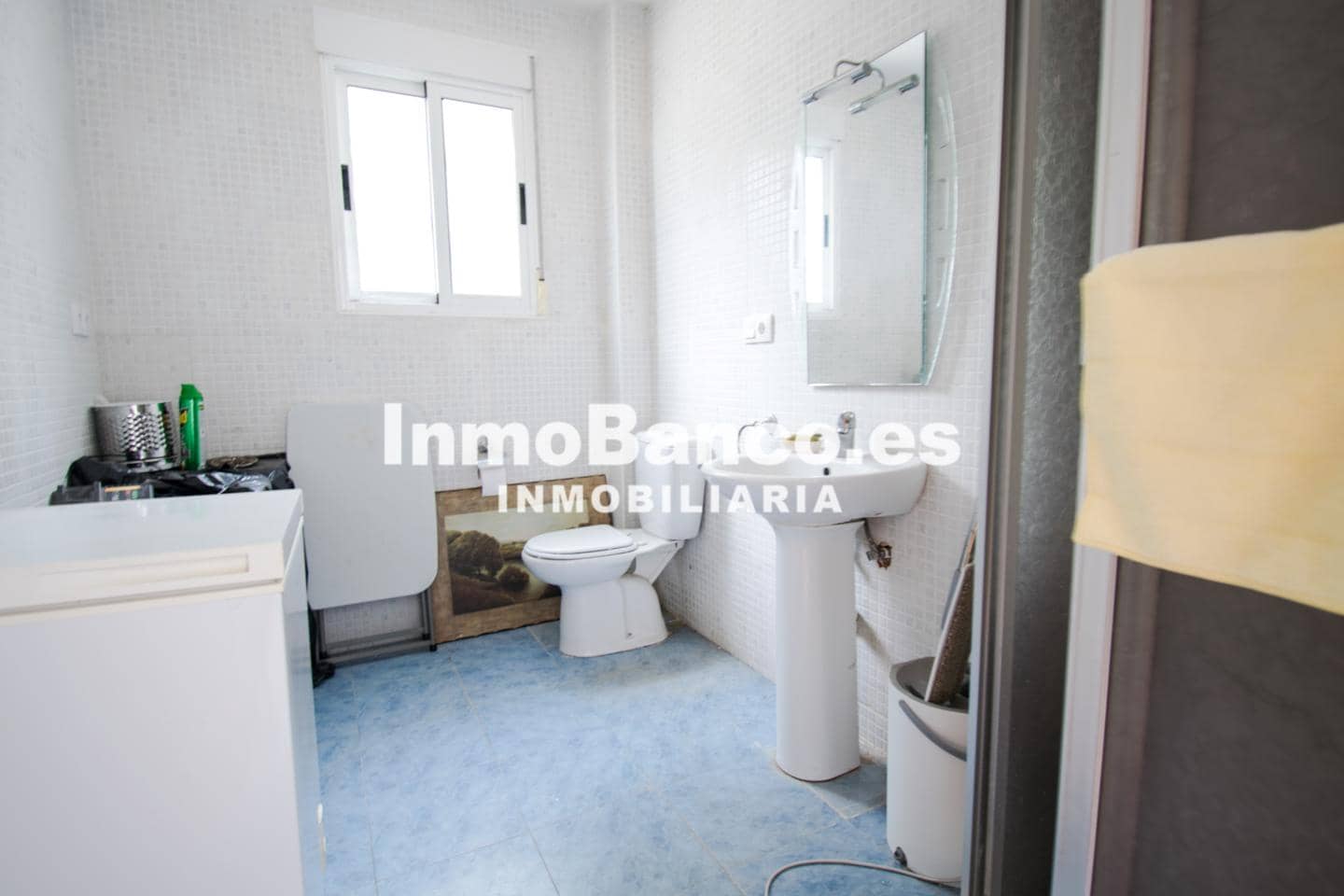 4 bedroom Villa for sale in Torrent with pool - € 350,000 (Ref: 9484985)