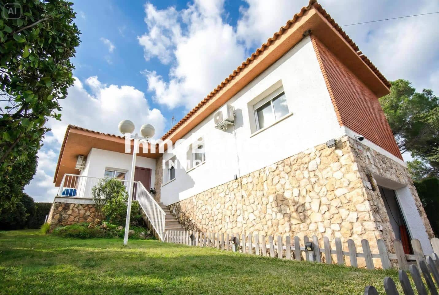 4 bedroom Villa for sale in Torrent with pool - € 350,000 (Ref: 9484985)