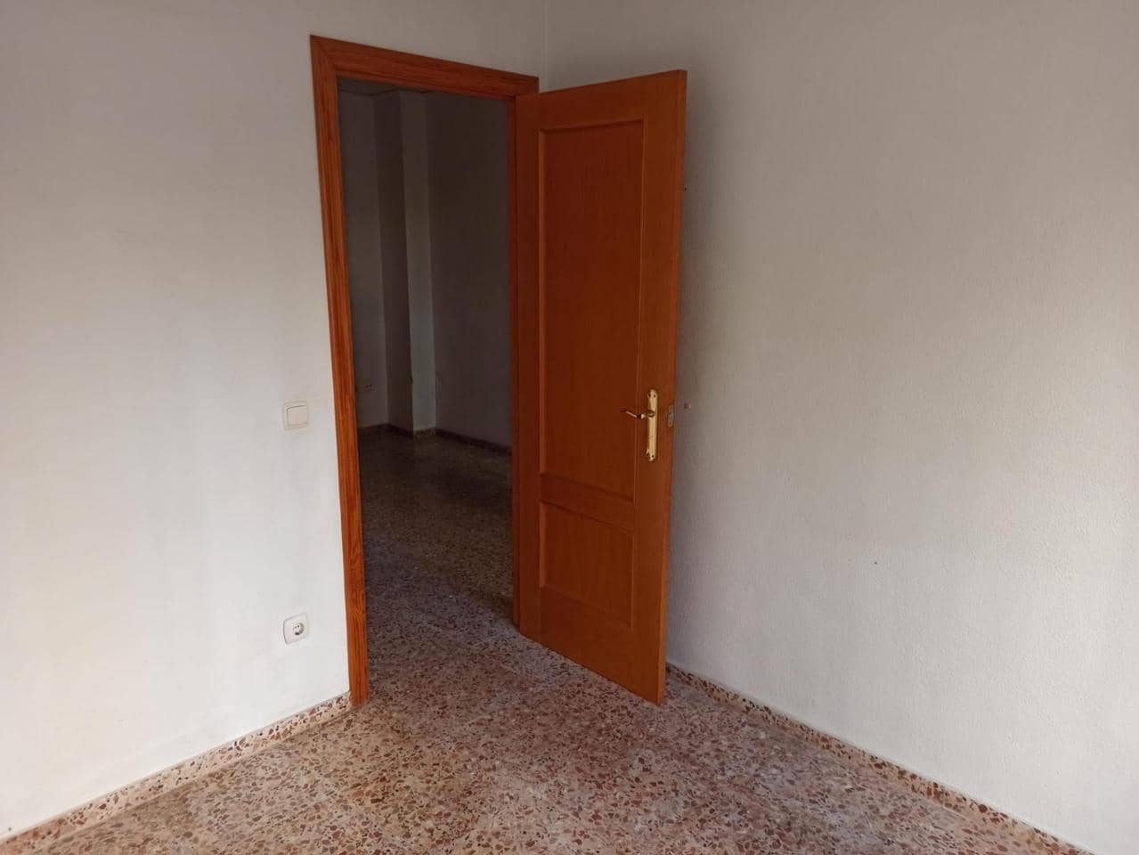 4 bedroom Villa for sale in Real de Gandia - € 95,000 (Ref: 9492719)