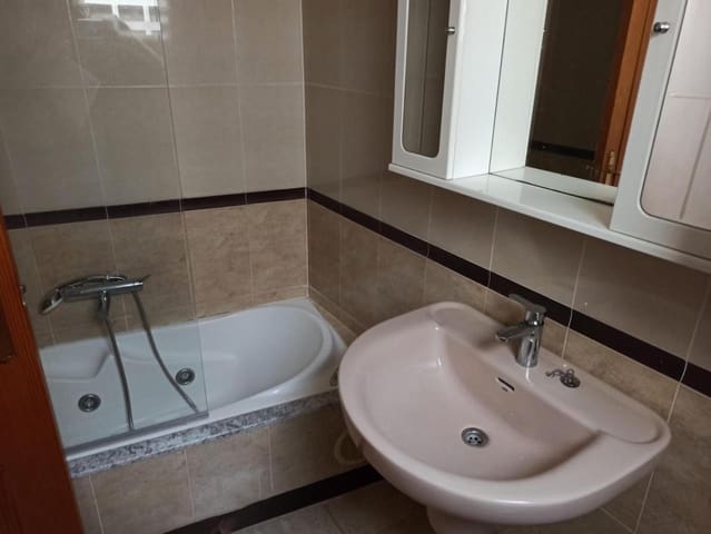 4 bedroom Villa for sale in Real de Gandía - € 95,000 (Ref: 9492719)