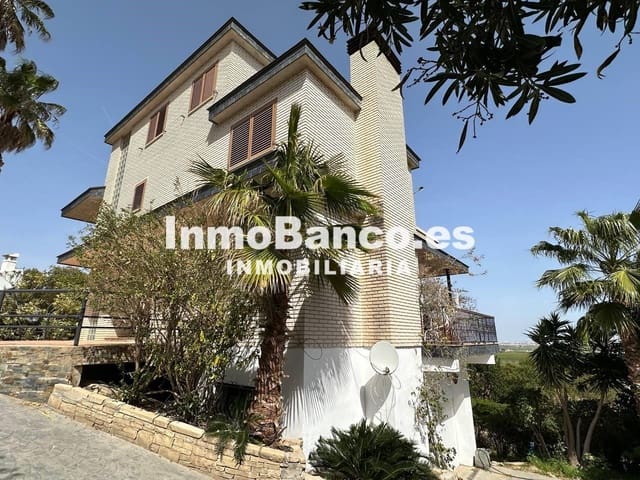 6 bedroom Villa for rent in Chiva - € 2,500 (Ref: 9493876)