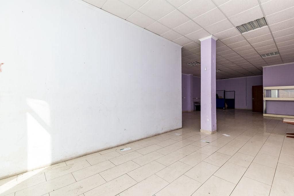 2 bedroom Business for sale in Alzira - € 84,000 (Ref: 9495466)