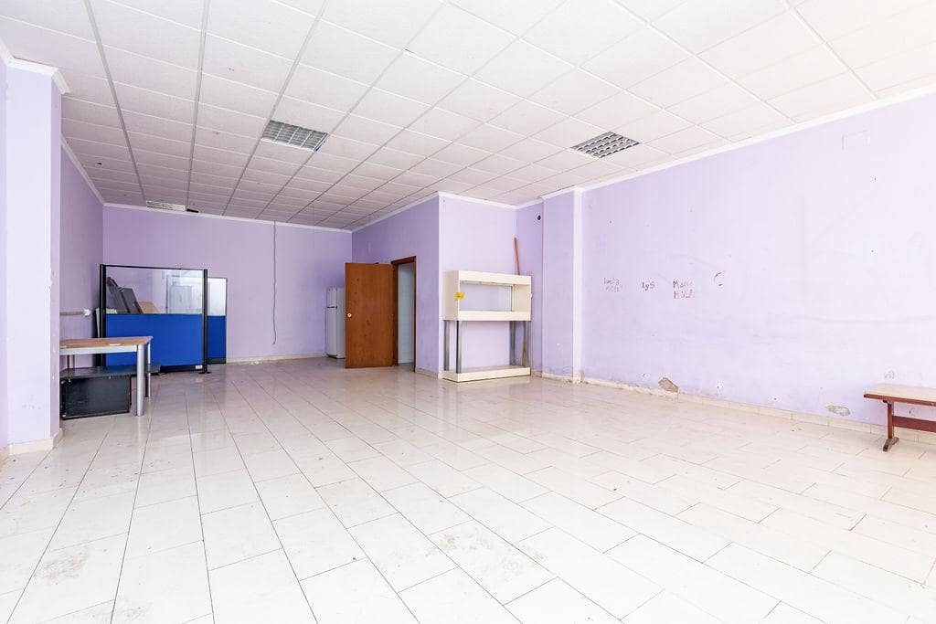 2 bedroom Business for sale in Alzira - € 84,000 (Ref: 9495466)