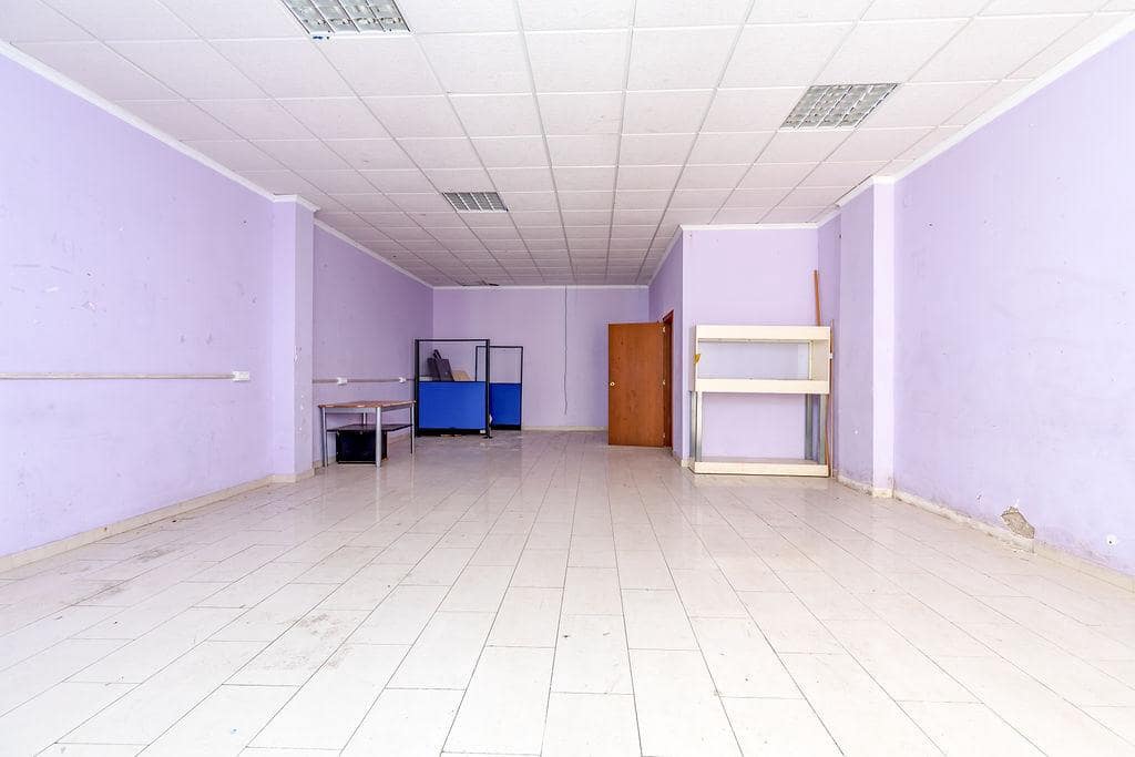 2 bedroom Business for sale in Alzira - € 84,000 (Ref: 9495466)