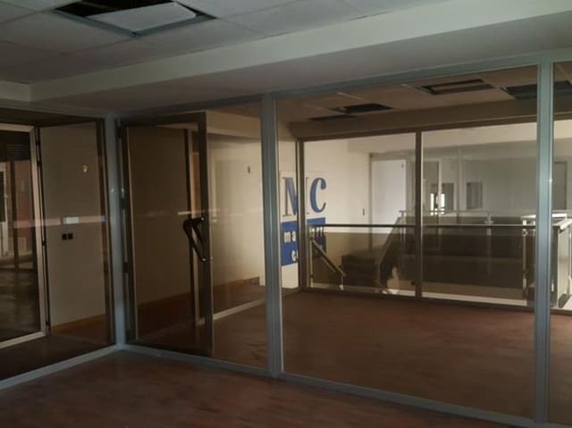 2 Zimmer Gewerbe zu verkaufen in Xàtiva - 431.000 € (Ref: 9495467)