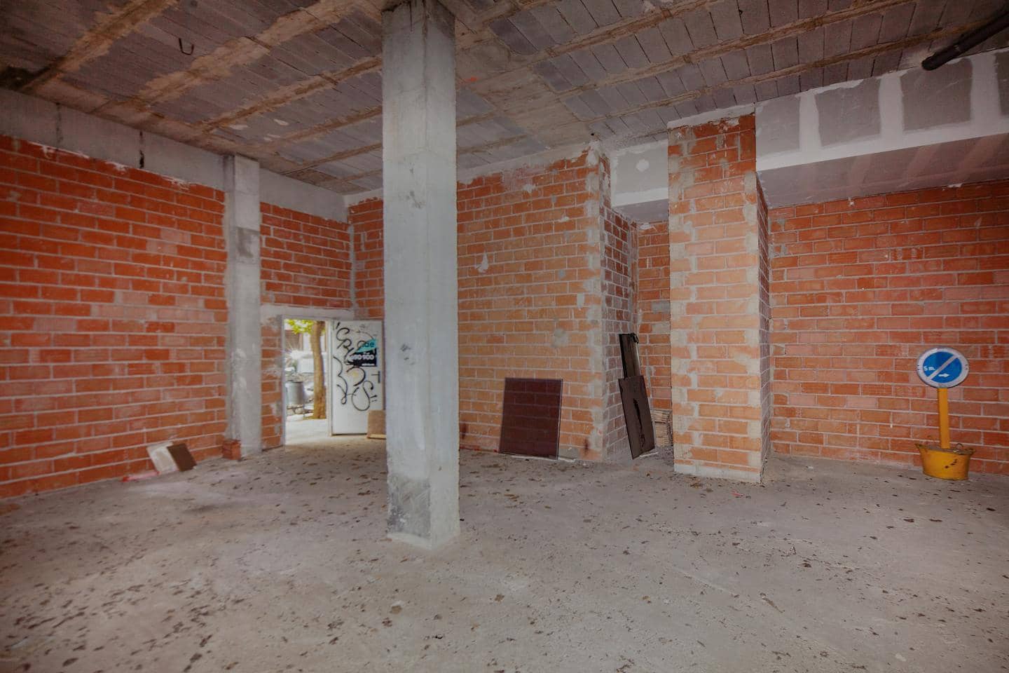 1 slaapkamer Bedrijf te koop in Gandia - € 123.000 (Ref: 9495468)