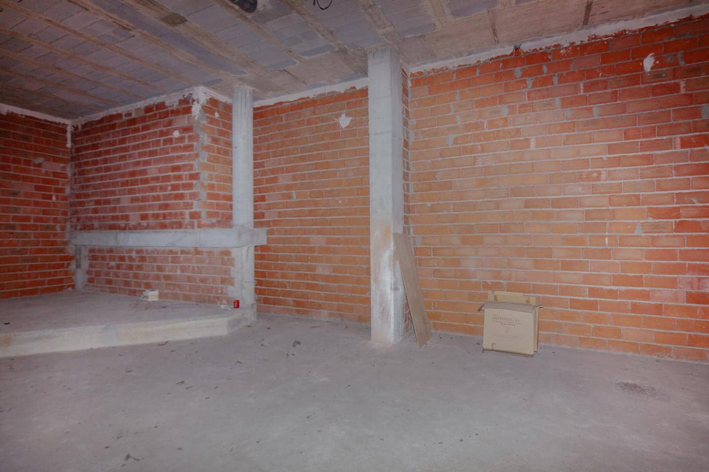 1 slaapkamer Bedrijf te koop in Gandia - € 123.000 (Ref: 9495468)