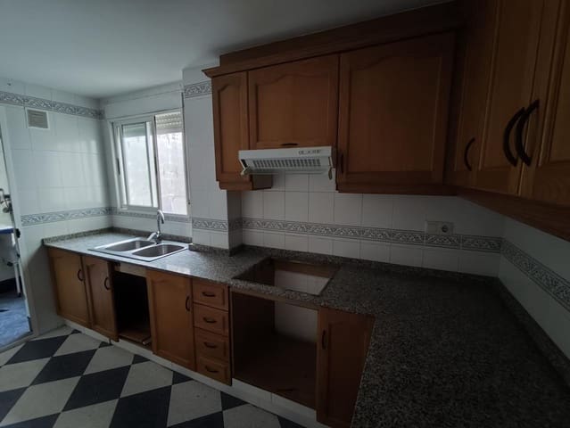 3 makuuhuone Asunto myytävänä paikassa Sollana - 95 000 € (Ref: 9500915)