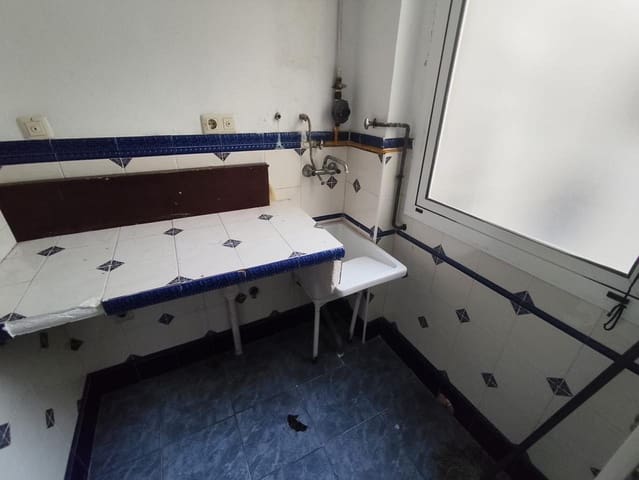 3 makuuhuone Asunto myytävänä paikassa Sollana - 95 000 € (Ref: 9500915)