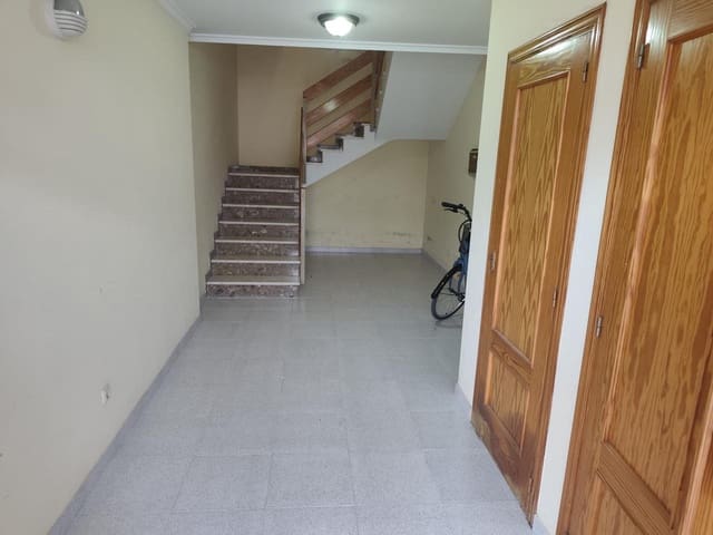 3 makuuhuone Asunto myytävänä paikassa Sollana - 95 000 € (Ref: 9500915)