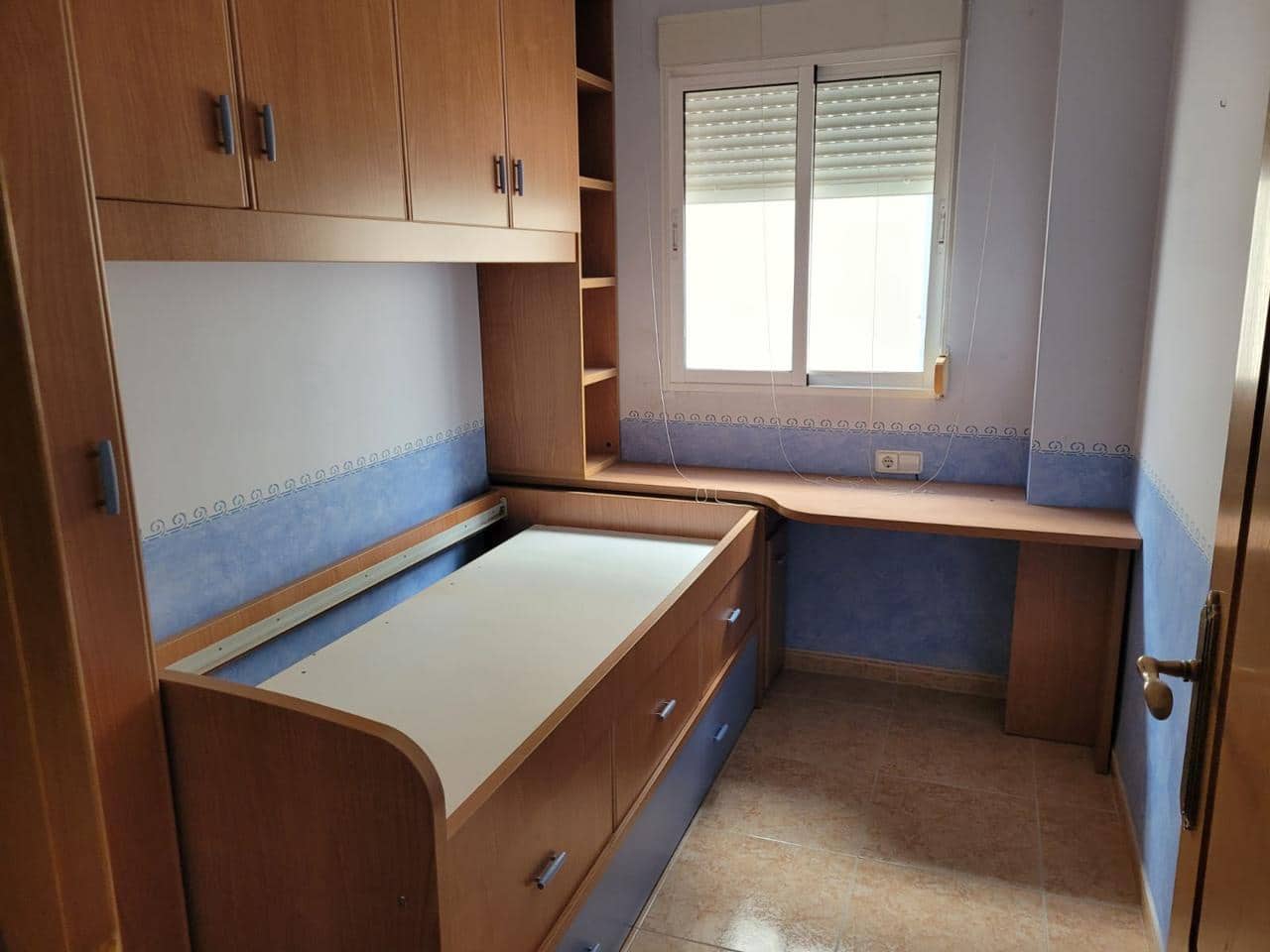 3 bedroom Flat for sale in Beniganim - € 100,000 (Ref: 9503166)