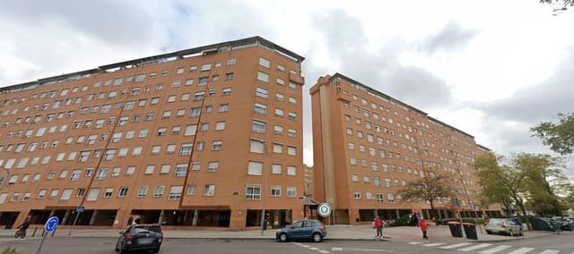 3 bedroom Flat for sale in Abrantes, Madrid city - € 304,500 (Ref: 9503576)